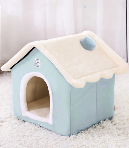 Warm Closed Dog Kennel House for Pets