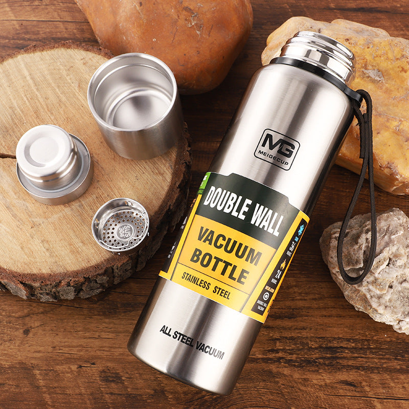 MG Stainless Steel Insulated Water Bottle with Portable Travel Lid
